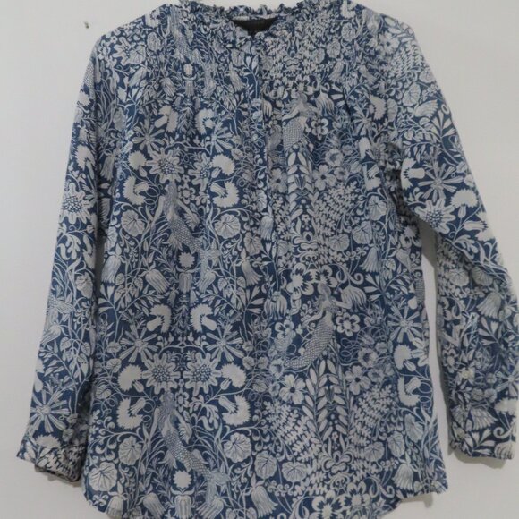 J.Crew Floral and Mermaid Print Pin Tuck Cotton/Silk Blend Top Size 0 - Picture 12 of 14